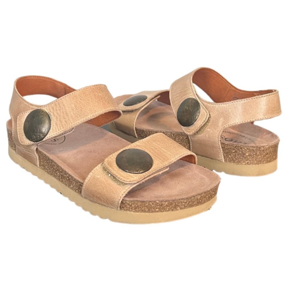 Taos Footwear Tan Sandals
